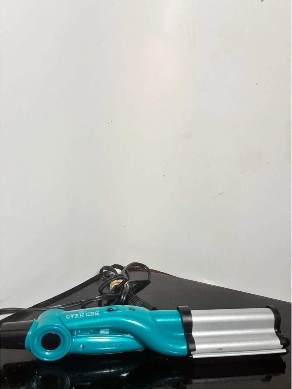 Bed Head TIGI Wave Artist Tested 3 Waving Iron Beach Hair Crimper Teal Ceramic